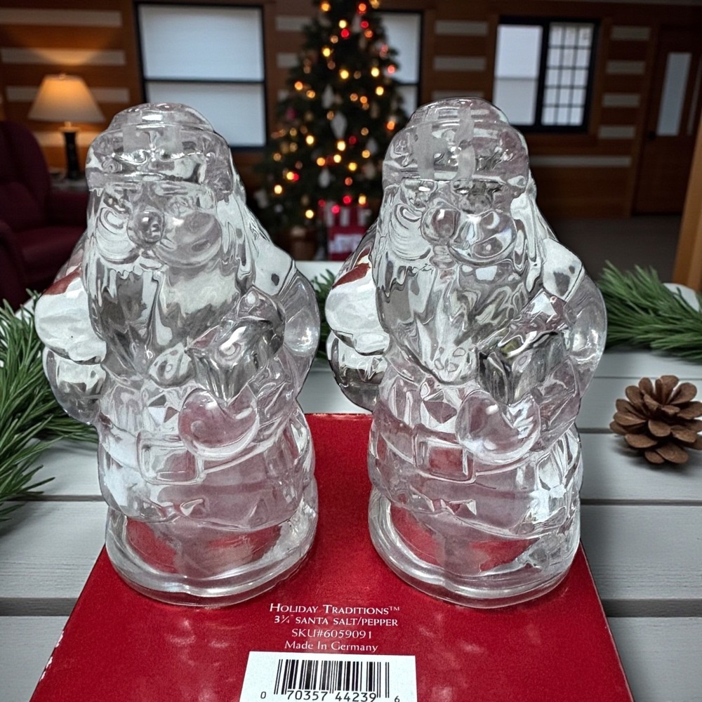 Gorham Holiday Traditions Santa Salt & Pepper Shakers Clear Crystal Germany